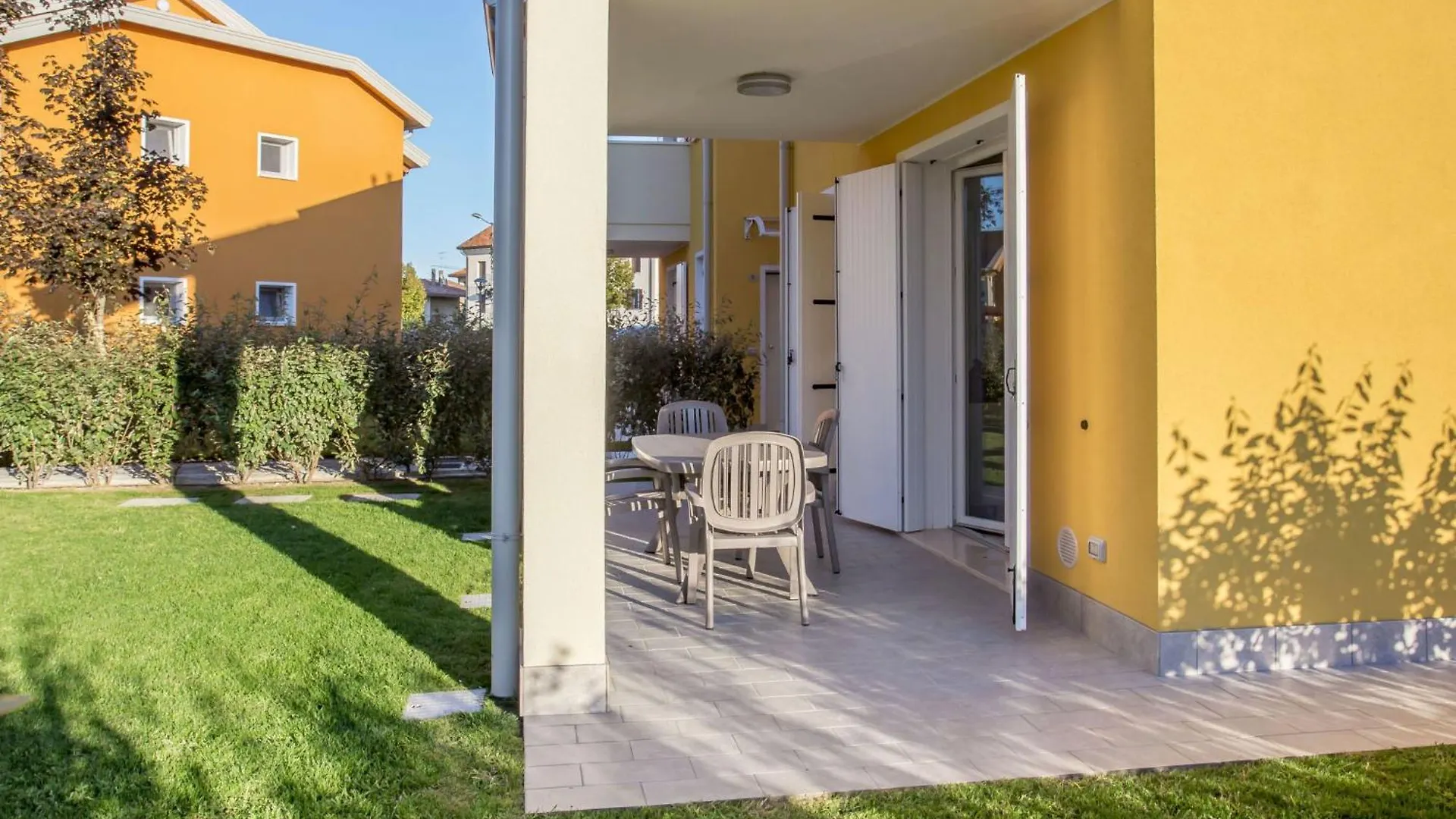 Apartment Green Village-1 By Interhome Τζεσόλο Λίντο
